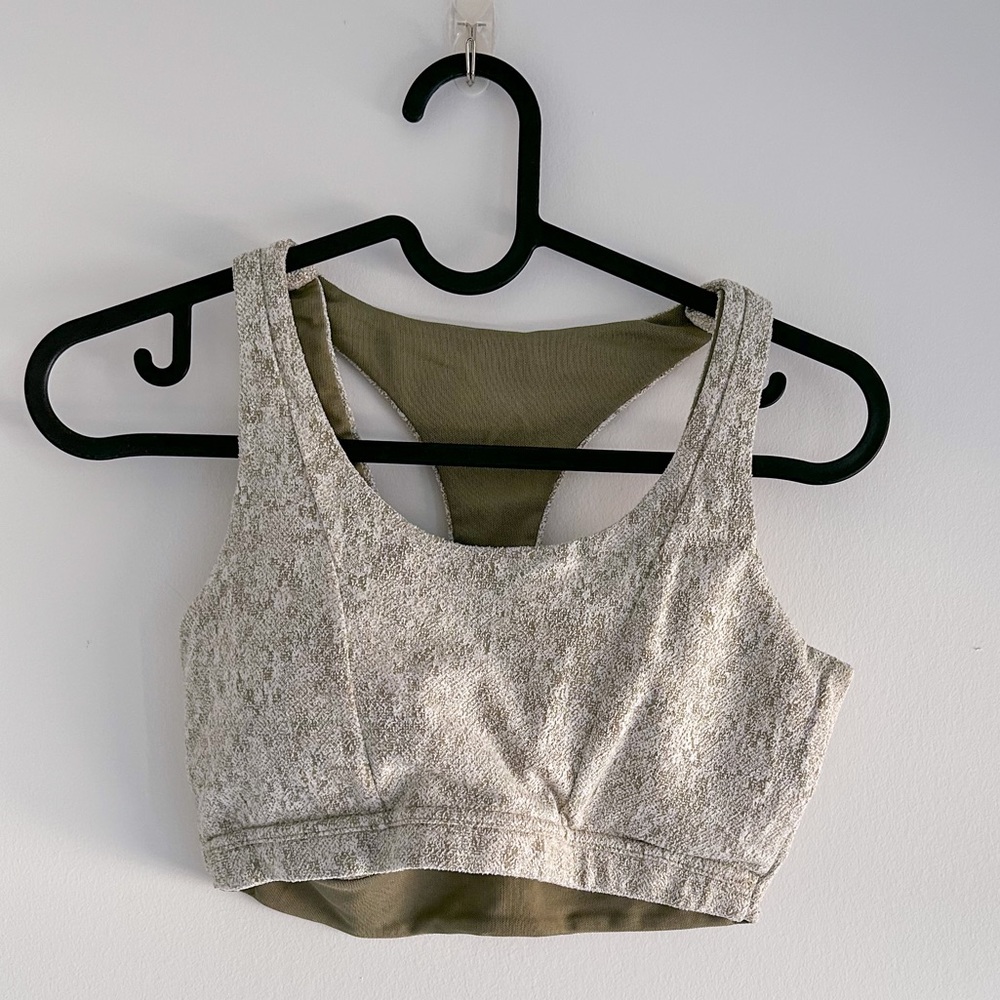 Green/ tan small gymshark bra, perfect condition